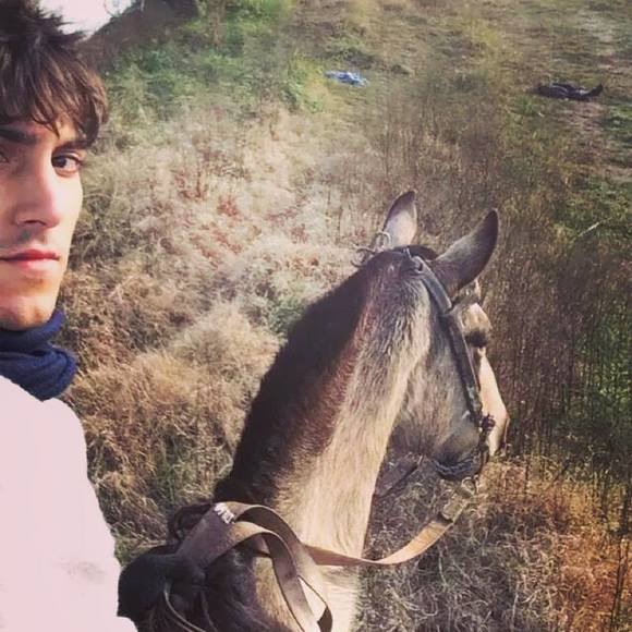 Meet your Posher, Alexander - Picture 1 of 1